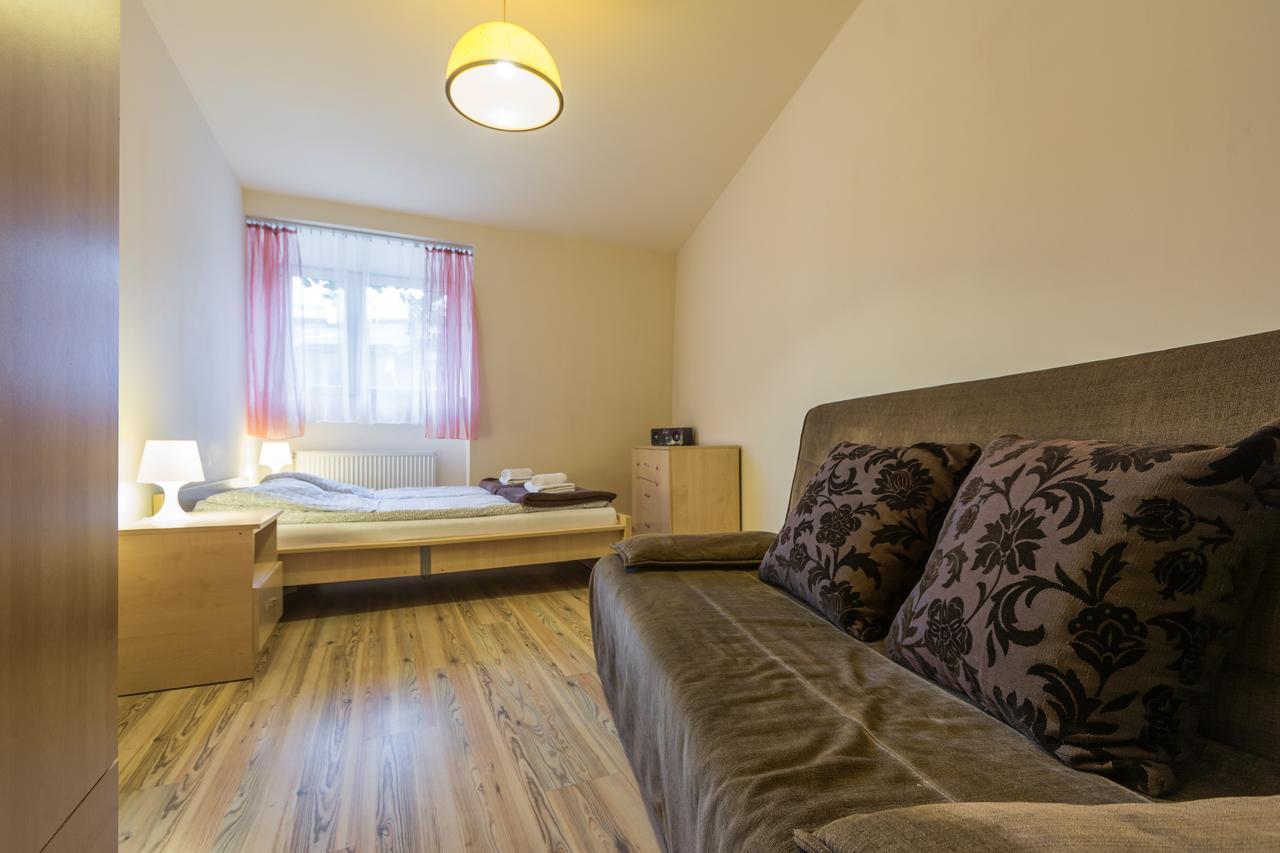 Euro-Room Rooms & Apartments Krakow Exterior photo